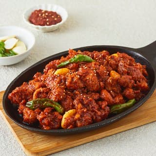 꾸브닝 신선하고 맛있게 매운 한돈 눈꽃오돌뼈