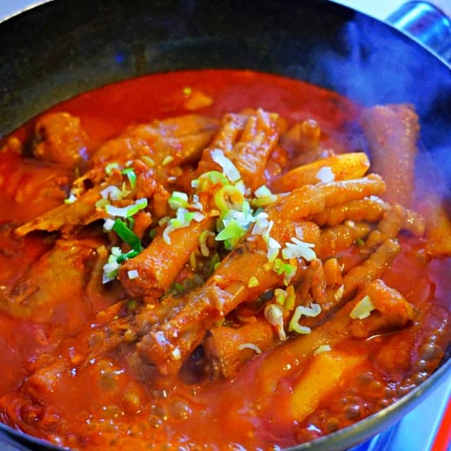 직화닭발편육