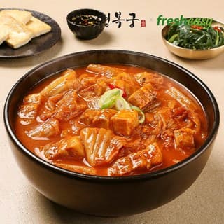 경복궁 宮 돼지고기 김치찌개